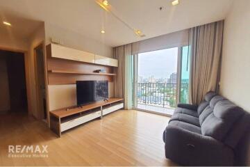 Spacious 3 Bedroom Condo Just 3 Mins Walk to BTS Thong Lo