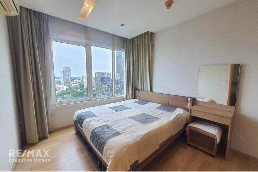 Spacious 3 Bedroom Condo Just 3 Mins Walk to BTS Thong Lo