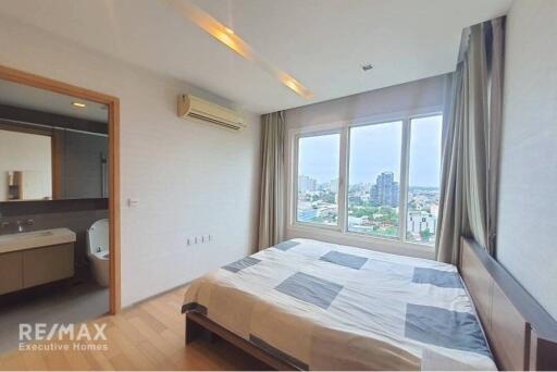 Spacious 3 Bedroom Condo Just 3 Mins Walk to BTS Thong Lo