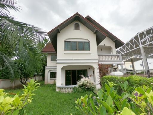 4 Bedroom house for rent walking distance to Samyak (Sansai Market) and close to Meechok Plaza and Central Festival. Sansai Park Ville2, Sansai, Chiang Mai