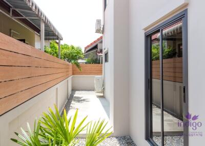 Newly renovated Pool villa with 2/3 Bedroom 3 Bathroom pool villa for sale at Koolpunt 9 , Hang dong, Chiang Mai