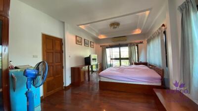 Spacious 3 bedroom for sale home with a large garden, ideal for big families and close to Meechok Plaza, Faham , Muang ,Chiang Mai