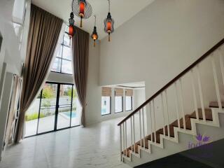 5 Bedroom newly renovated home for sale at World Club Land in Hangdong, Chiang Mai