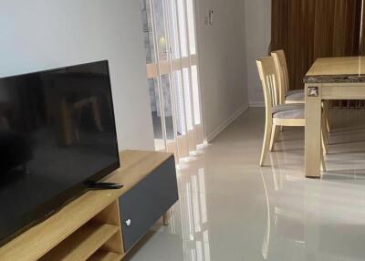 Beautiful 3 bedroom house for rent in Kankanok 1, San Kamphaeng, Chiang Mai. 15min to Varee School.