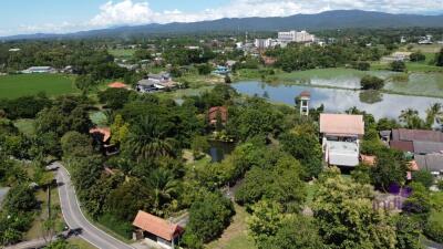 Large property for sale in Nong Han, Sansai. Ideal for develpment as a retirement home, resort or restaurant.