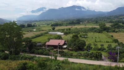 Countryside living. Riverfront 4 Bedroom teak house on a farm surrounded by beautiful mountain view. Chiang Dao, Chiang Mai