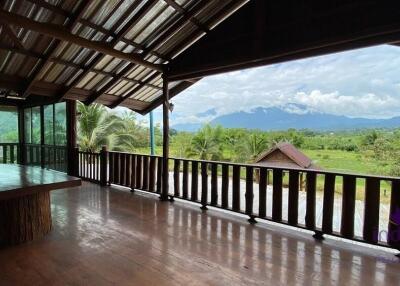 Countryside living. Riverfront 4 Bedroom teak house on a farm surrounded by beautiful mountain view. Chiang Dao, Chiang Mai