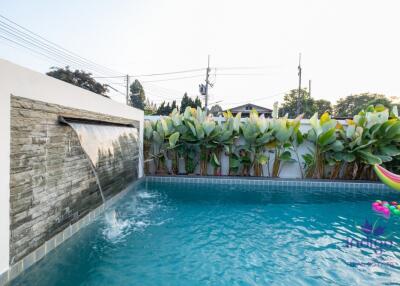 House for Sale 3 bedroom with Private Swimmingpool at Jaikaew Arawan 28, Nong Hoi, Chiang Mai