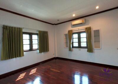 House for sale 6 bedroom with Land size 437 sqw at Moobaan Lanna ville , Sanphisuea ,Chiang Mai