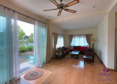 Beautiful large 4 bedroom house for sale with a large garden in Sanphakwan, Hangdong, Chiang Mai