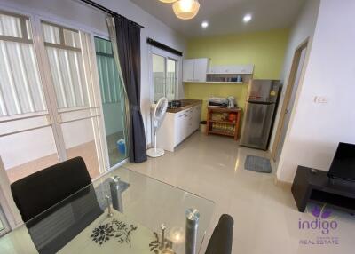 Lovely 3 bedroom townhouse in a quiet Thai neighborhood between Hangdong and the city.