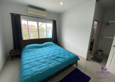 Lovely 3 bedroom townhouse in a quiet Thai neighborhood between Hangdong and the city.