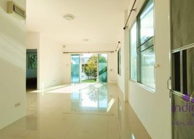 Lovely single storey 2 bedroom house for sale at 99 Avenue Sansai, Chiang Mai.