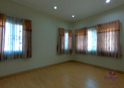 House for sale 5 bedroom unfurnished at Emperror2 near Meechock Plaza ,Faham ,Muang ,Chiangmai