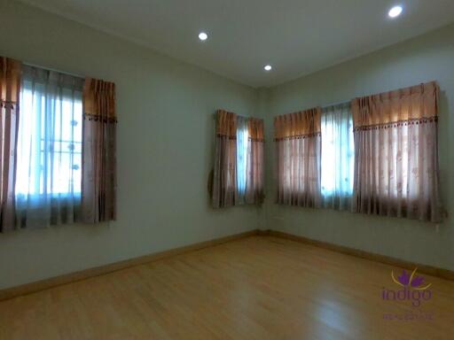 House for sale 5 bedroom unfurnished at Emperror2 near Meechock Plaza ,Faham ,Muang ,Chiangmai