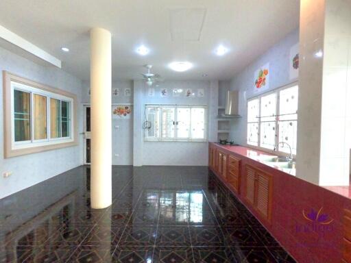 House for sale 5 bedroom unfurnished at Emperror2 near Meechock Plaza ,Faham ,Muang ,Chiangmai