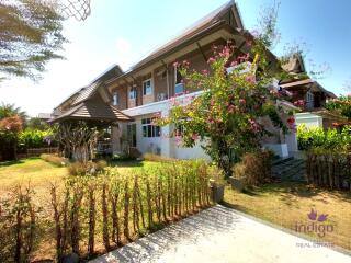 Beautiful 4 bedroom house for sale in a sought after community close to many international schools, Hangdong, Chiang Mai