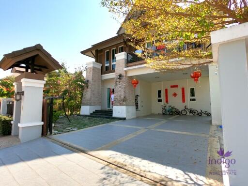 Beautiful 4 bedroom house for sale in a sought after community close to many international schools, Hangdong, Chiang Mai