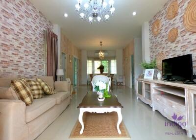 Charming 2 bedroom furnished home for sale in Ornsirin 14, Paphai, Sansai, Chiang Mai