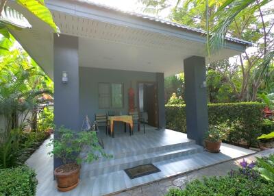 Superb property on a large 1 rai 14 wah plot of land and has a wonderful garden, private pool and entertaining sala.  Moo Baan Wangtan , Chiang Mai