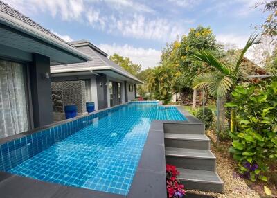 Superb property on a large 1 rai 14 wah plot of land and has a wonderful garden, private pool and entertaining sala.  Moo Baan Wangtan , Chiang Mai