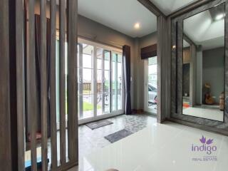 Brand new! Stylishly decorated home in an exclusive community on Hangdong-Samoeng Road. Close to many international schools!