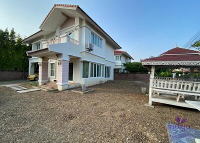 Beautiful large 3 bedroom house for sale in Moo Baan Wararom Kaew Nawarat Doi Saket Chiang Mai