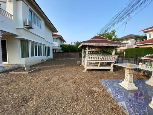 Beautiful large 3 bedroom house for sale in Moo Baan Wararom Kaew Nawarat Doi Saket Chiang Mai