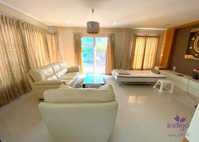 Beautiful large 3 bedroom house for sale in Moo Baan Wararom Kaew Nawarat Doi Saket Chiang Mai