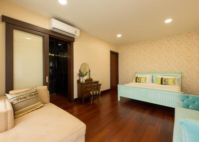 New house Villa888 project 7 bedroom 8 bathroom Nong phueng, saraphi district chiang mai