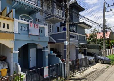 Townhouse for sale 4 bedroom Donkaew Maerim Chiangmai