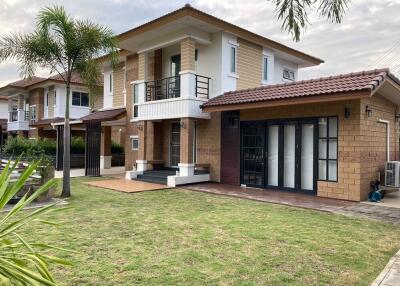 Contemporary 3 Bedroom House With Office at The Patio Sansai Chiang Mai