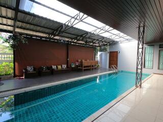 Contemporary Single Storey 4 Bedroom Pool Villa For Sale in Chiang Mai City