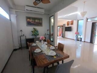 Contemporary Single Storey 4 Bedroom Pool Villa For Sale in Chiang Mai City