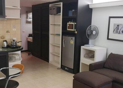 Fully Furnished Studio Apartment For Sale At Nakornping Condominium Near Nimman and Old City