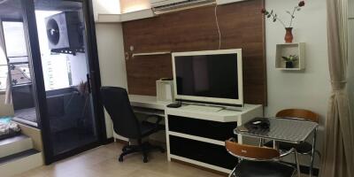 Fully Furnished Studio Apartment For Sale At Nakornping Condominium Near Nimman and Old City