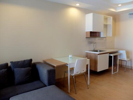 Furnished 2 Bedroom Condo For Sale at Trams 1 Jed Yod Area Chiang Mai City