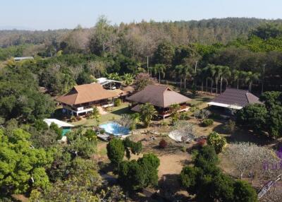 Large Resort Style Property in Mae Taeng For Sale