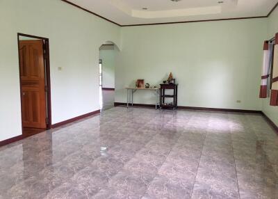 For Sale Large 3 Bedroom Home with Big Garden in San Kamphaeng Chiang Mai