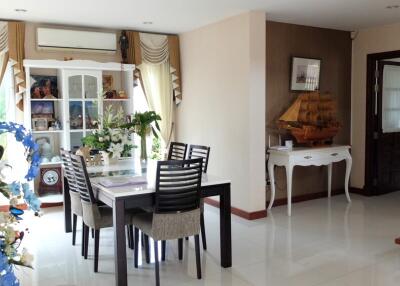 Luxury 3 Bedroom Family Home in Exclusive Community For Sale Sansai Chiang Mai