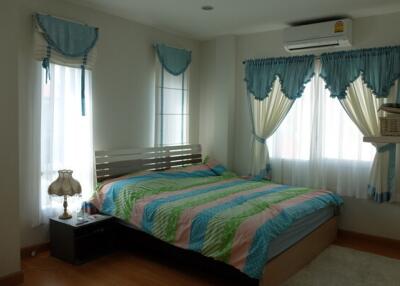 Fully Furnished 3 Bedroom House for Sale at Moo Baan Vararome Kaew Nawarat Doi Saket Chiang Mai