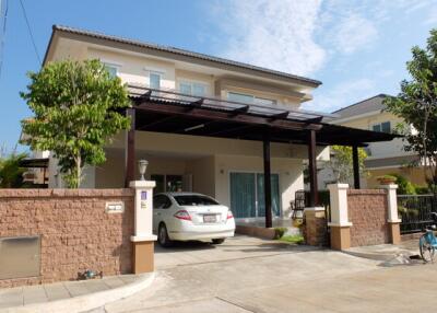 Fully Furnished 3 Bedroom House for Sale at Moo Baan Vararome Kaew Nawarat Doi Saket Chiang Mai