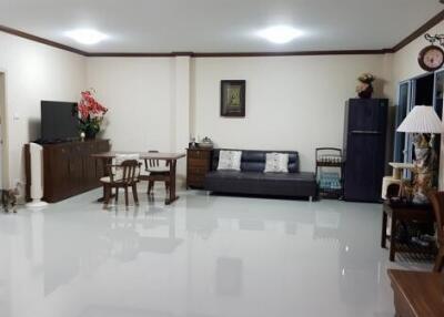 Furnished 4 Bedroom House for Sale in Siwilai 4 Sankhampang Chiangmai