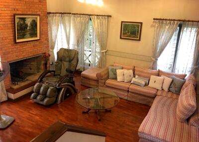 Well maintained 6 Bedroom Property For Sale Lakeview Park 2 Sanphiseur Muang Chiang Mai