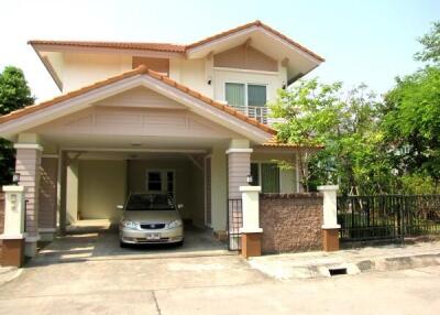 Property Chiang Mai 3 Bedroom House for Sale Excellent Condition Good Moo Ban