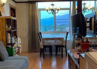 Condo For Sale, the benefit condo, Near Meechok Plaza Chiang Mai