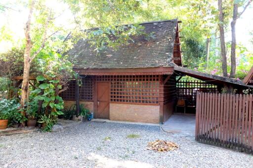 Charming Thai Style Property For Rent 4 Bedrooms Chang Kien Area Chiang Mai City