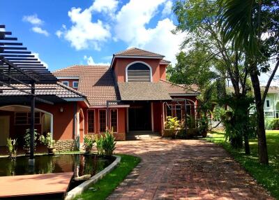 Luxury Property For Sale With 4 Houses 11 Bedrooms Saraphi Chiang Mai