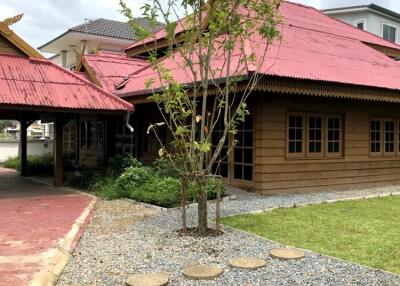 Traditional Thai Home For Sale Nong Hoi Area Muang Chiang Mai