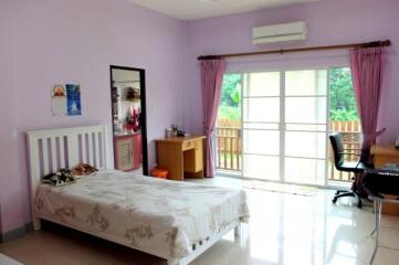 Four Bedroom House with Private Pool For Sale Near Kad Farang Chiang Mai